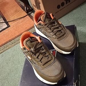 Fila Men's Olive and Orange Sneakers